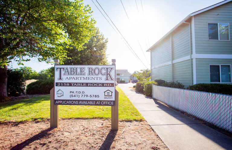 Table Rock Apartments